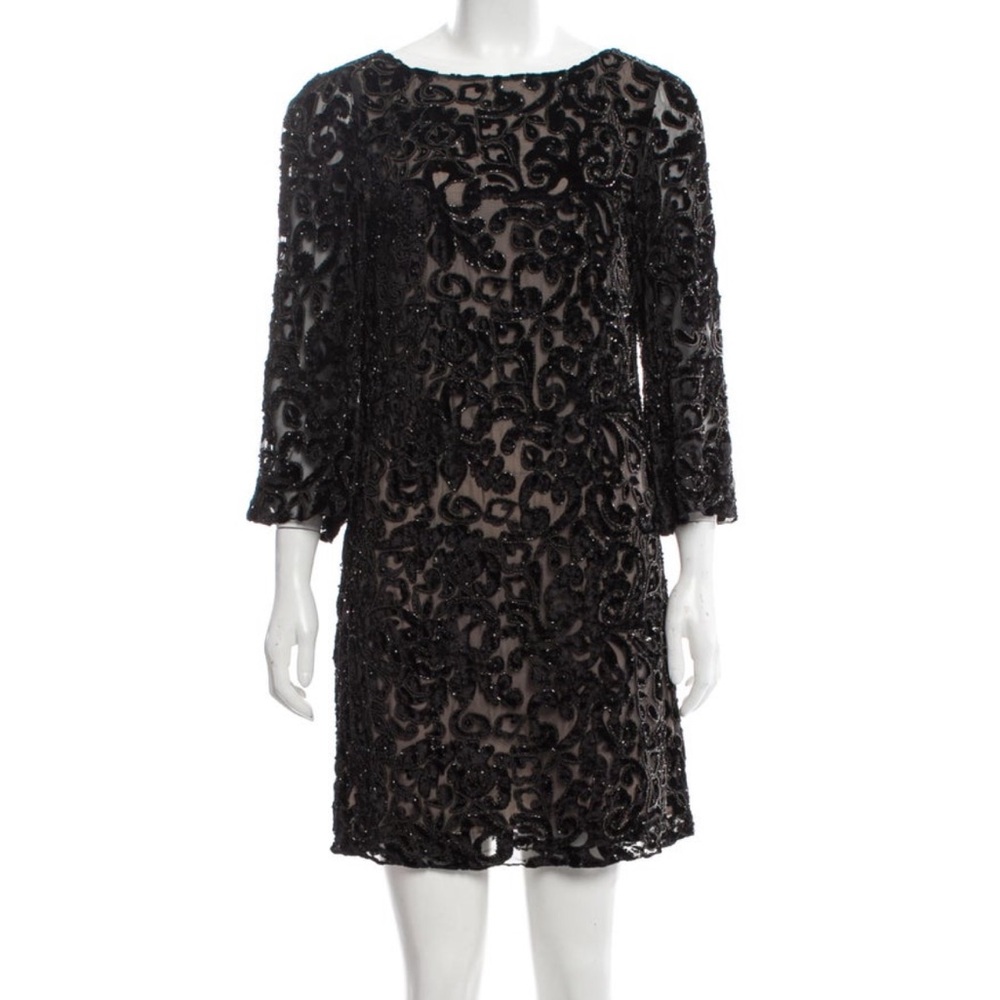 Alice + Olivia Shift Dress in Black Beaded Floral Lace size M